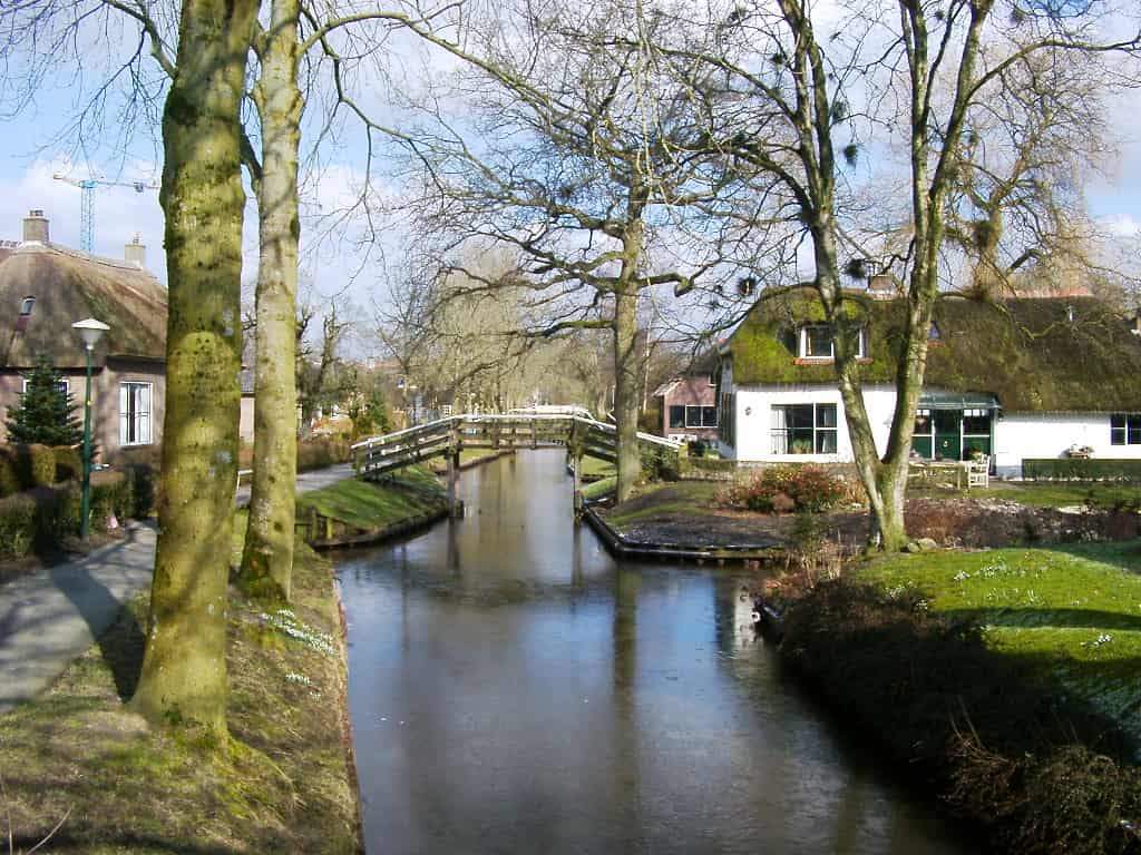 رحلة سياحية في جيثورن هولندا | ارخص الاسعار و افضل الخدمات
