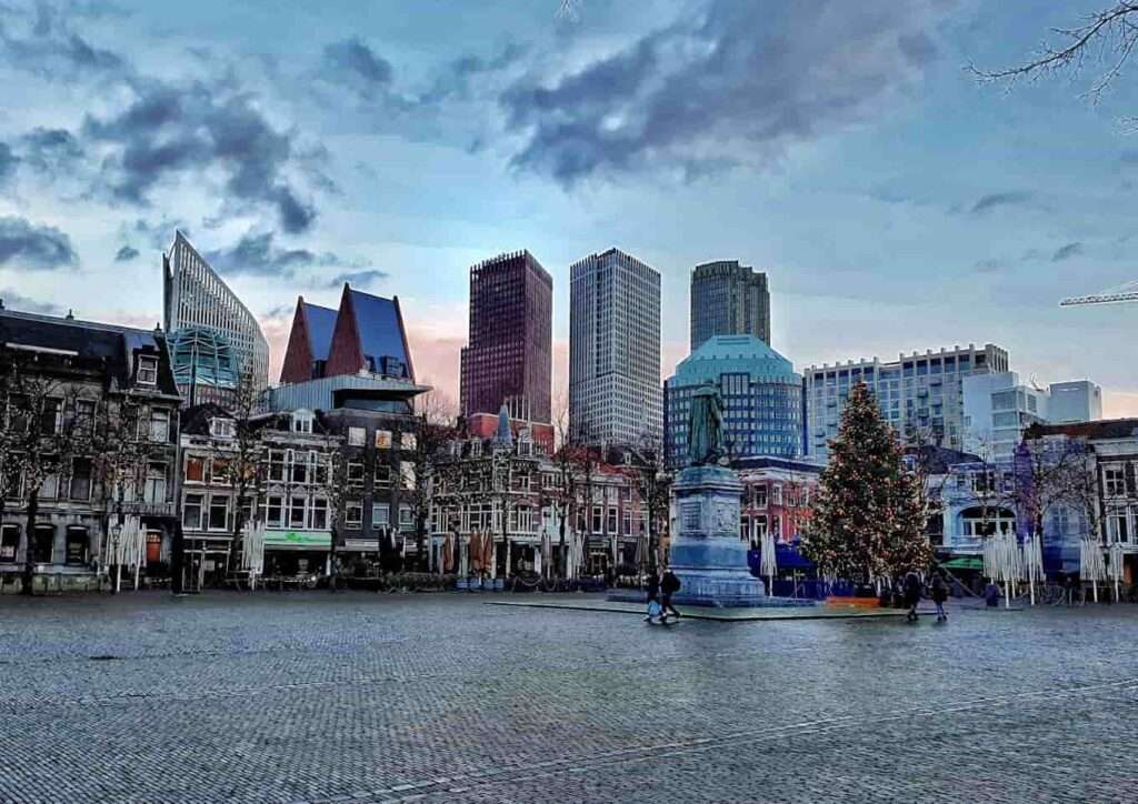 جولة سياحية في بيننهوف لاهاي Binnenhof